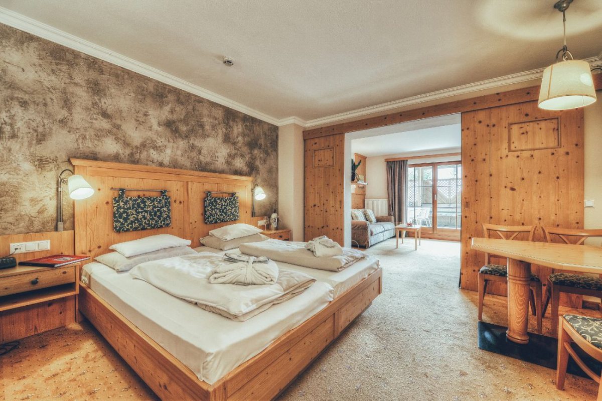 POST – Family Resort